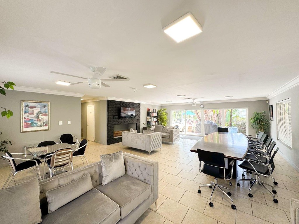 119 NE 19th Court 118G, Wilton Manors Unit: 118G