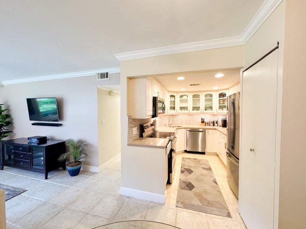 119 NE 19th Court 118G, Wilton Manors Unit: 118G