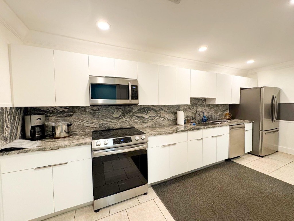 119 NE 19th Court 118G, Wilton Manors Unit: 118G