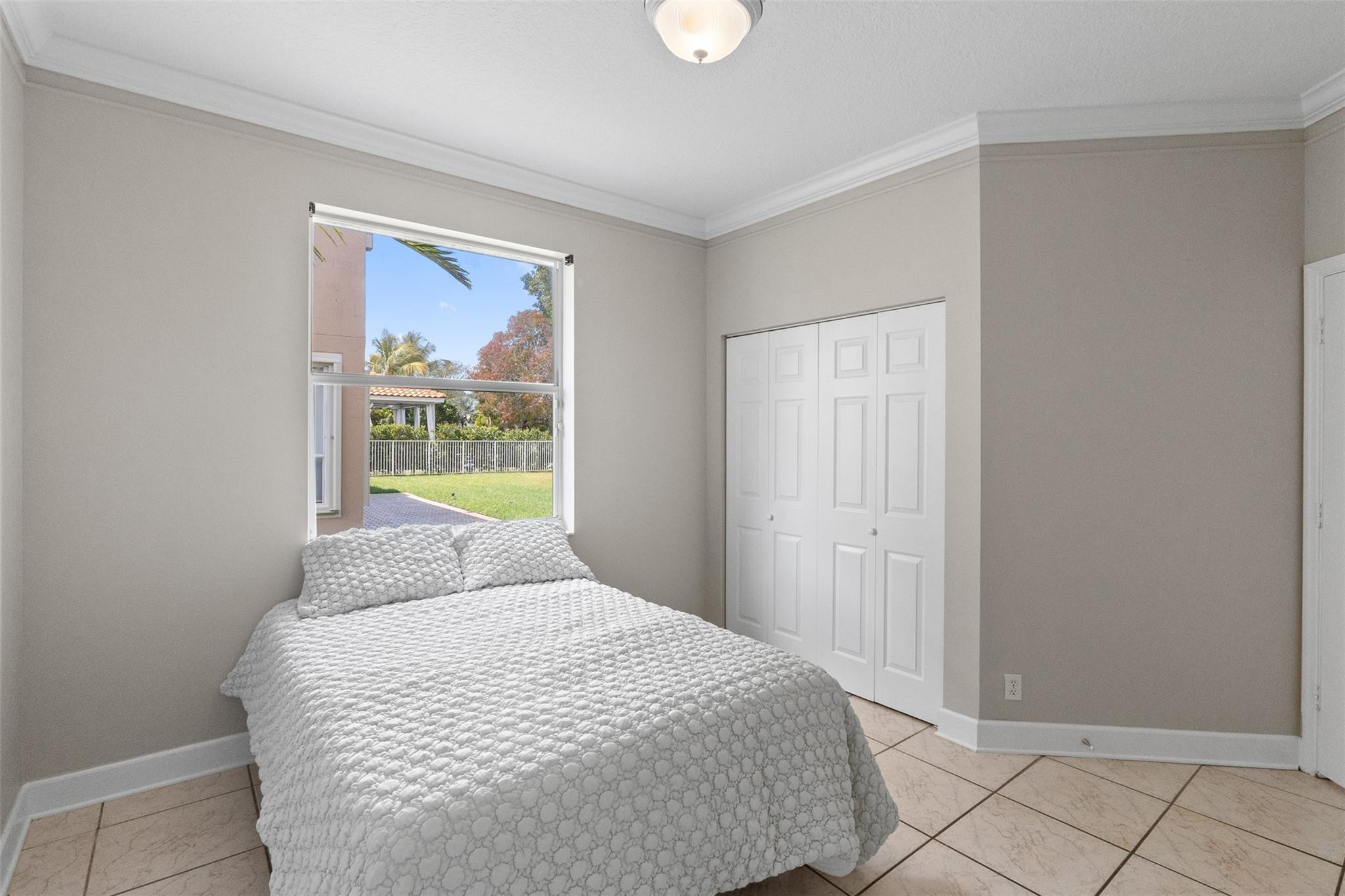 16483 Segovia Circle, Fort Lauderdale