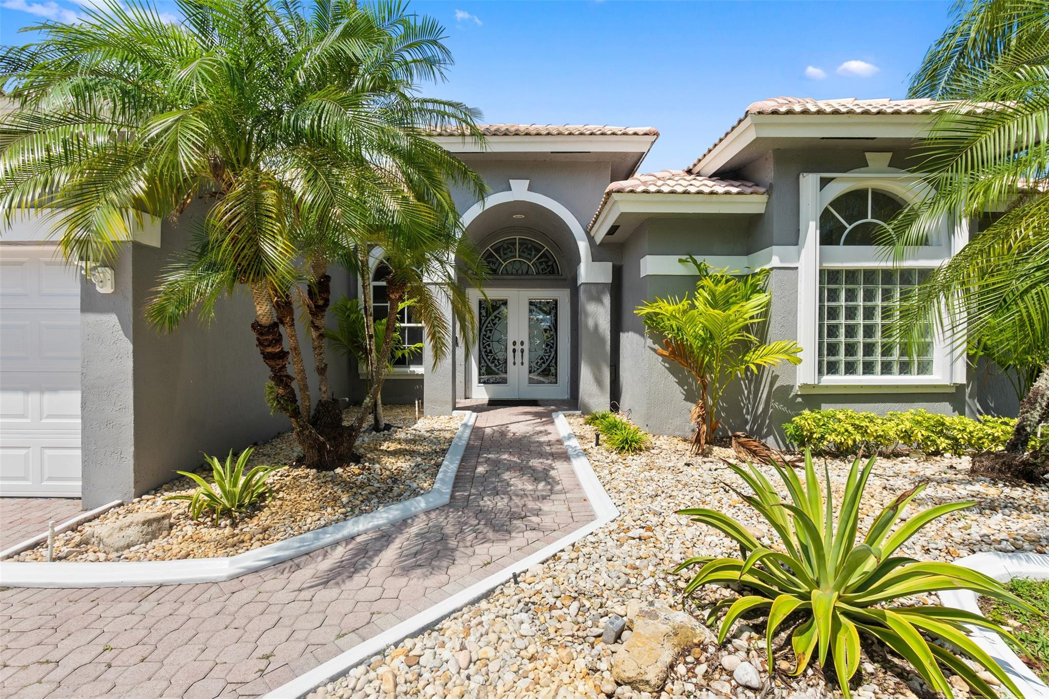 16483 Segovia Circle, Fort Lauderdale