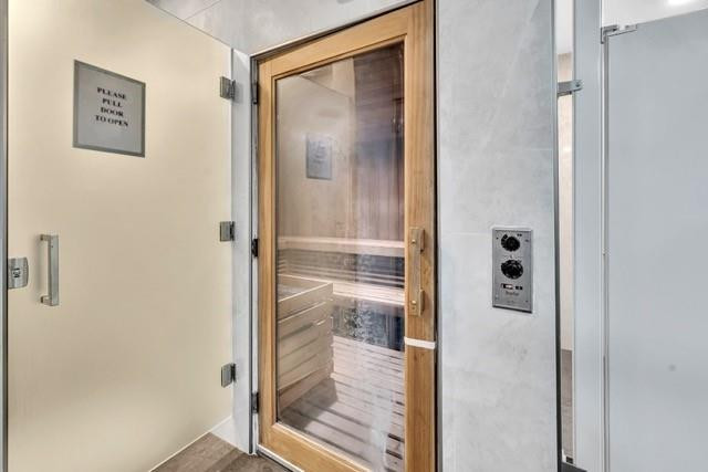 3340 NE 190th St 402