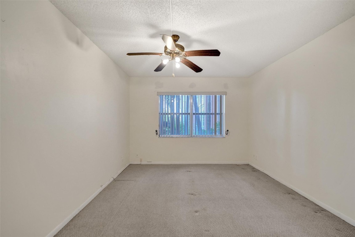 9641 Sunrise Lakes Blvd 106