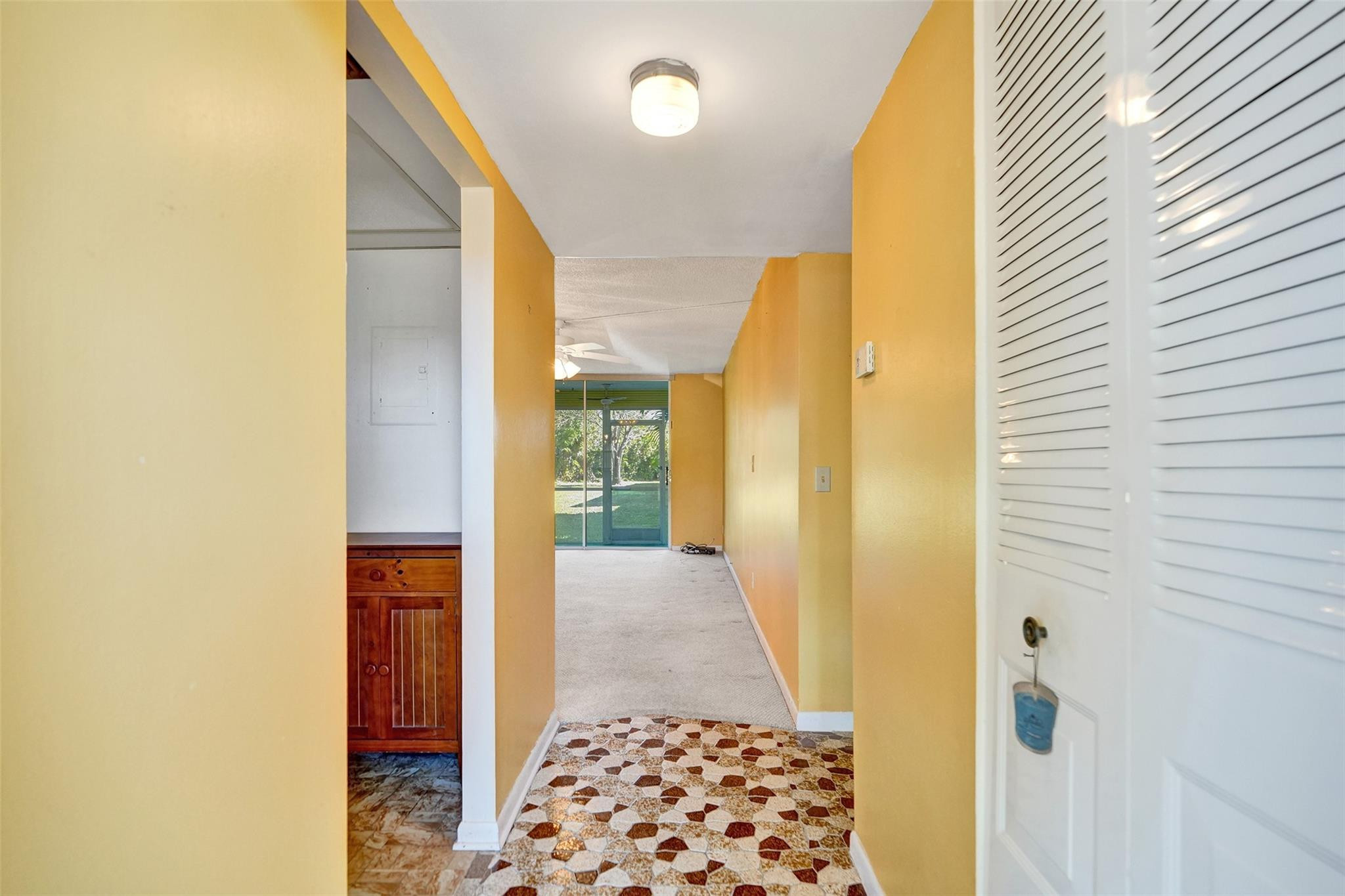 9641 Sunrise Lakes Blvd 106