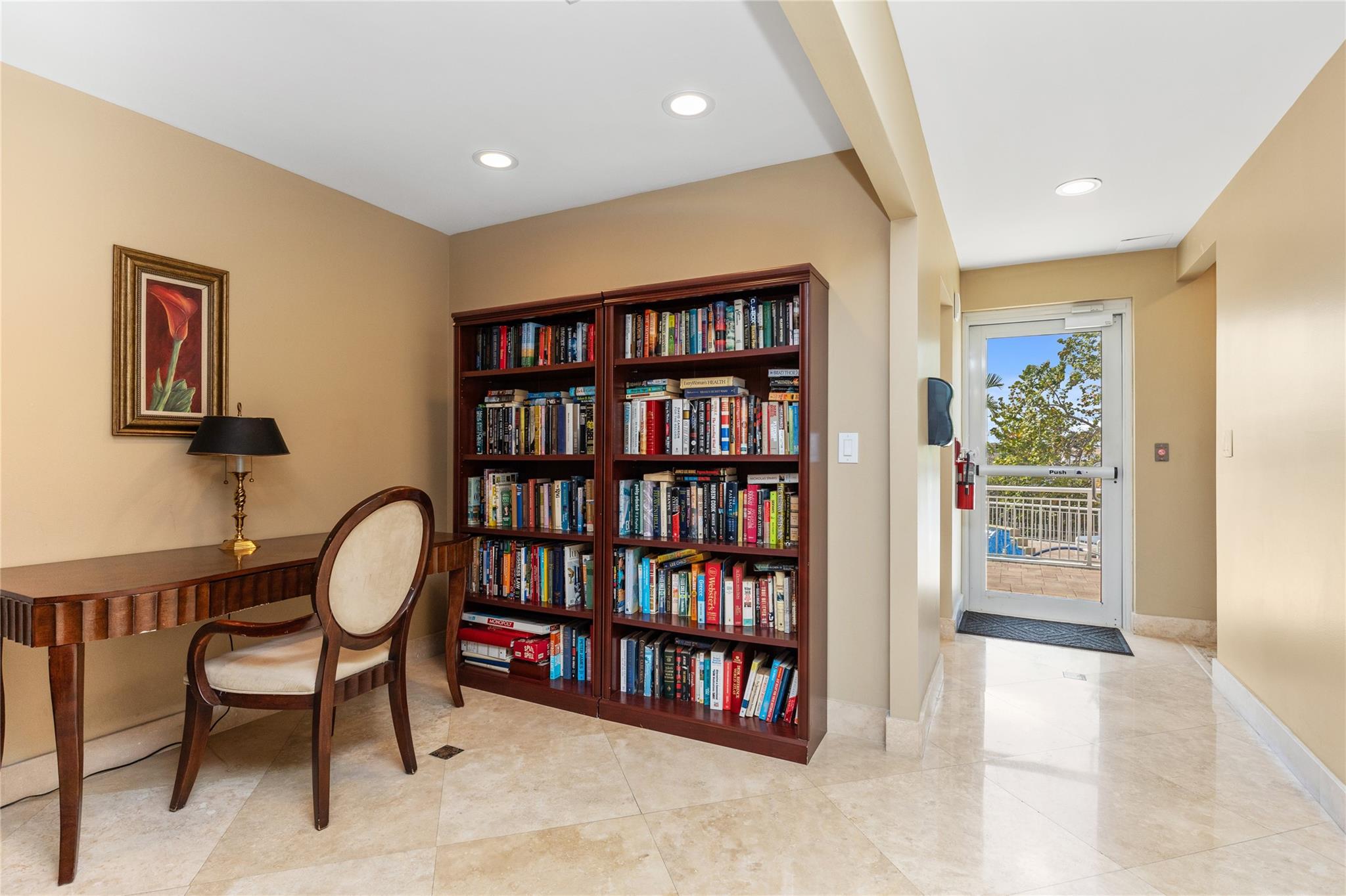 511 Bayshore Dr 410