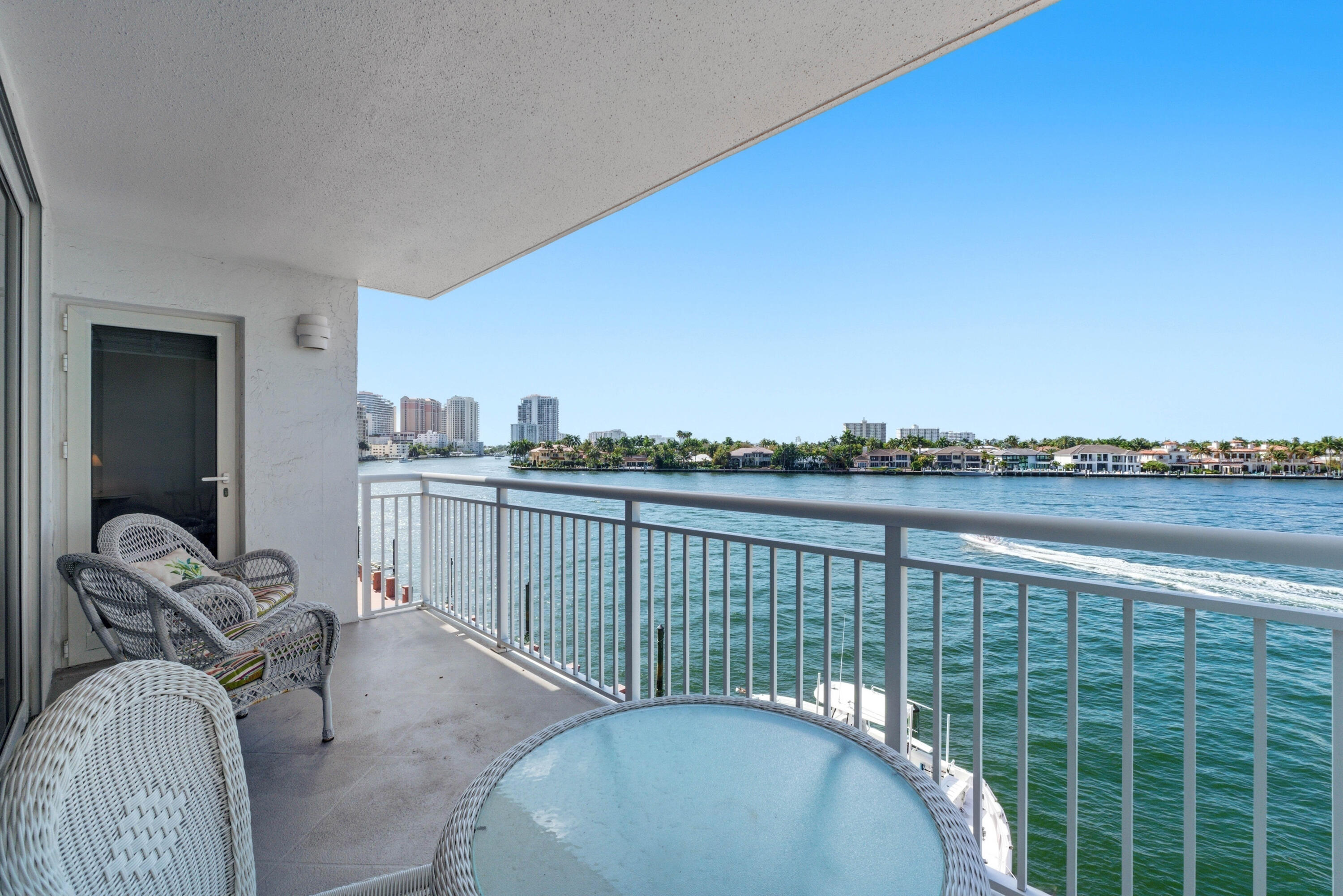 511 Bayshore Dr 410