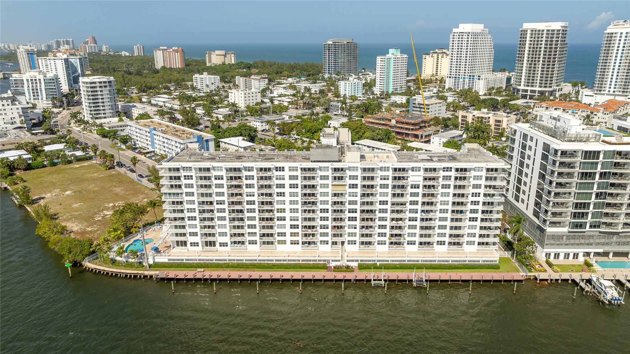 511 Bayshore Dr 410