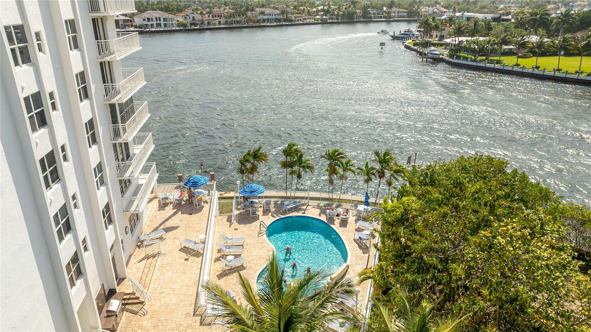511 Bayshore Dr 410