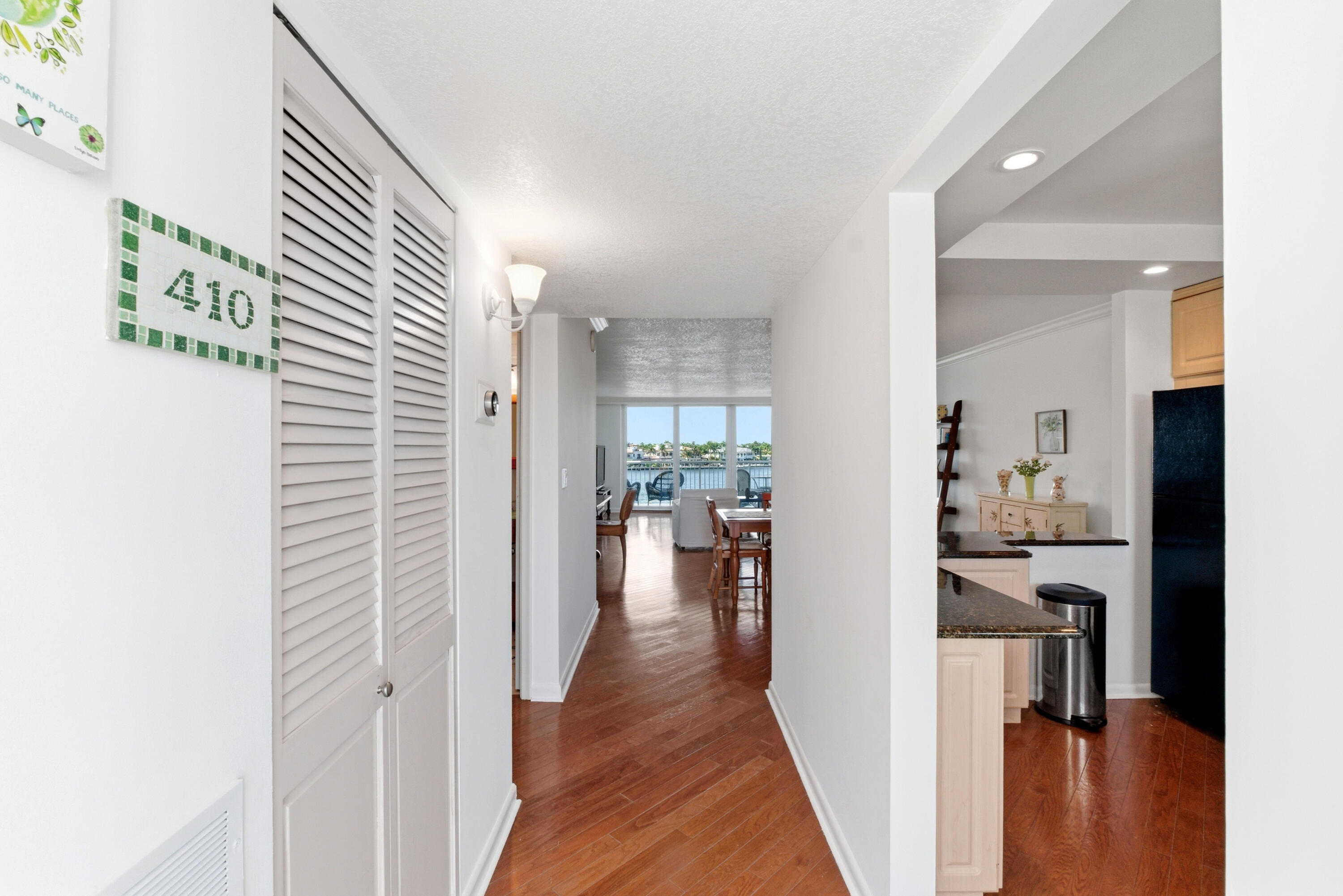 511 Bayshore Dr 410