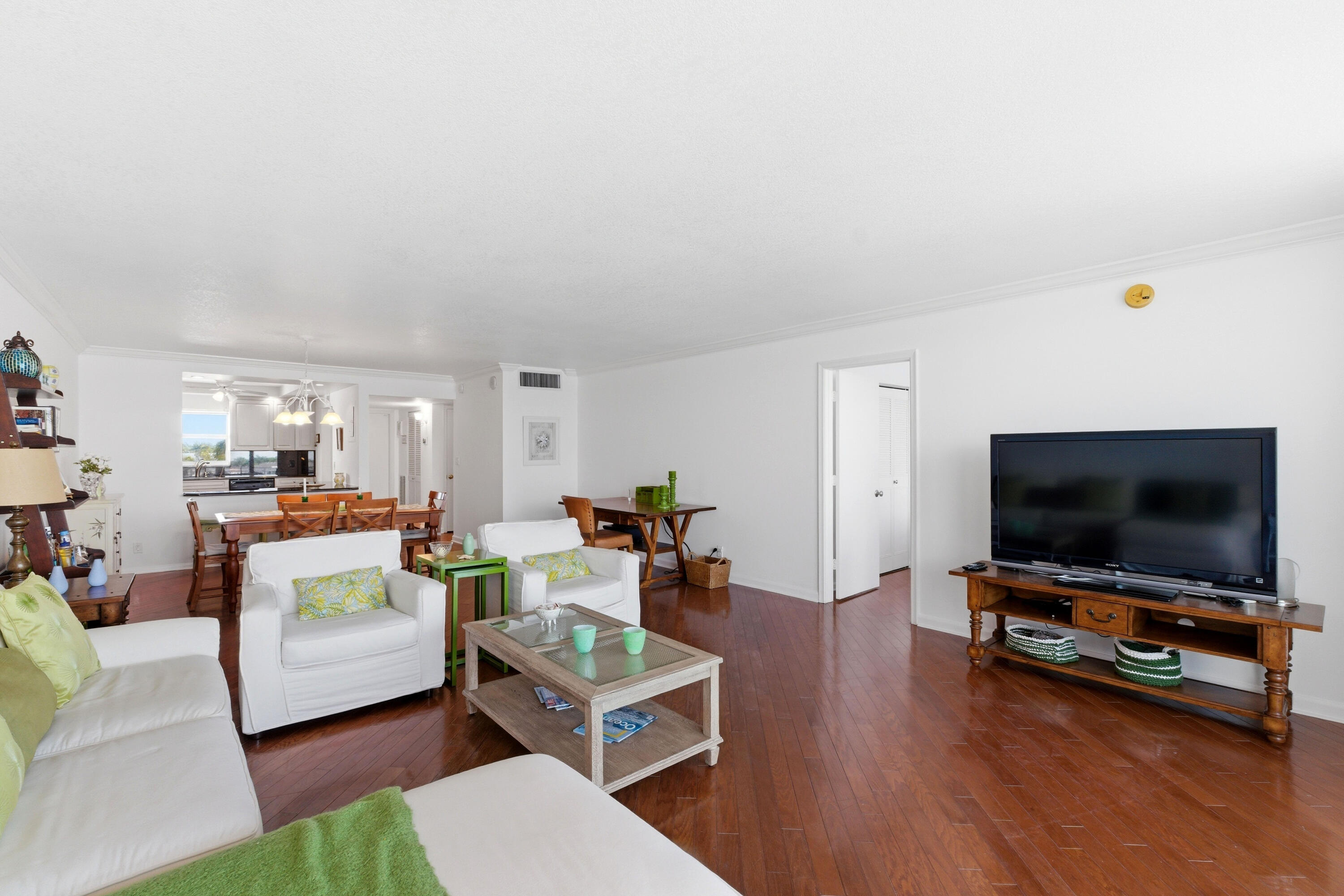 511 Bayshore Dr 410