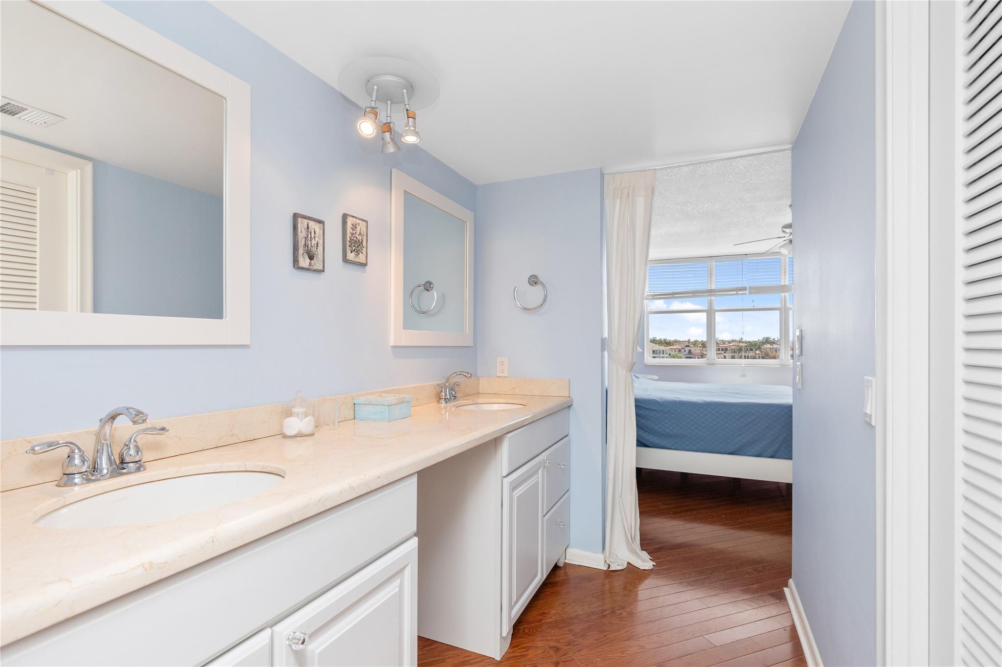511 Bayshore Dr 410