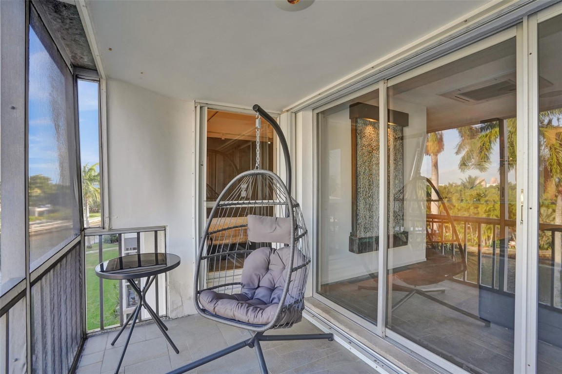 3000 NE 16th Ave D406