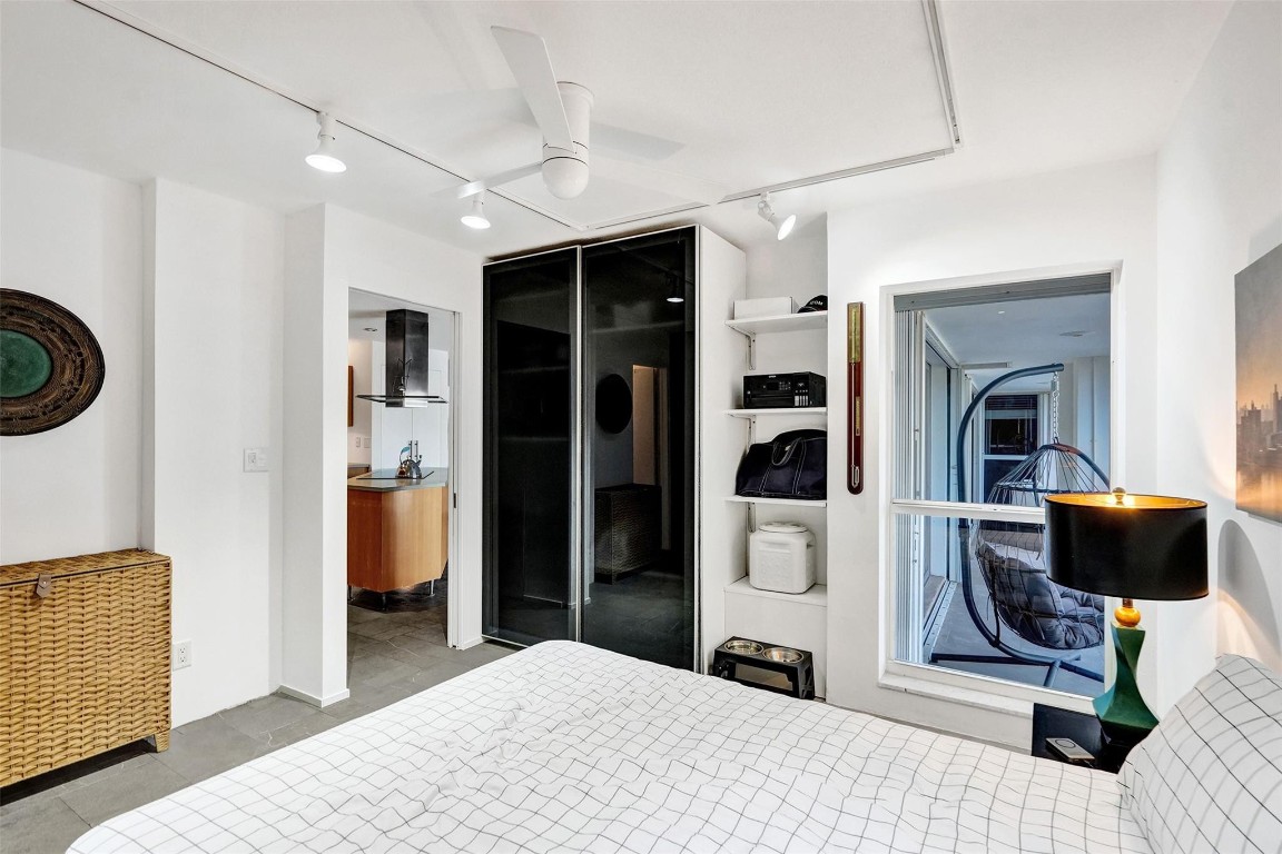 3000 NE 16th Ave D406