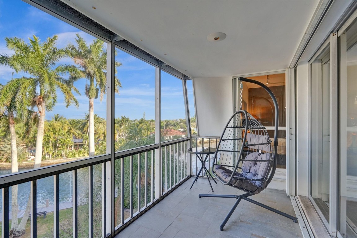 3000 NE 16th Ave D406