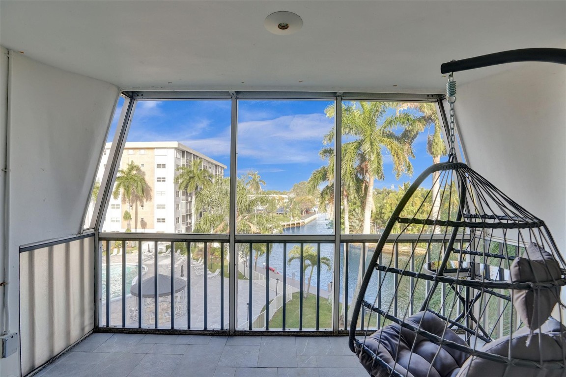 3000 NE 16th Ave D406