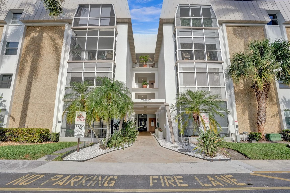 3000 NE 16th Ave D406