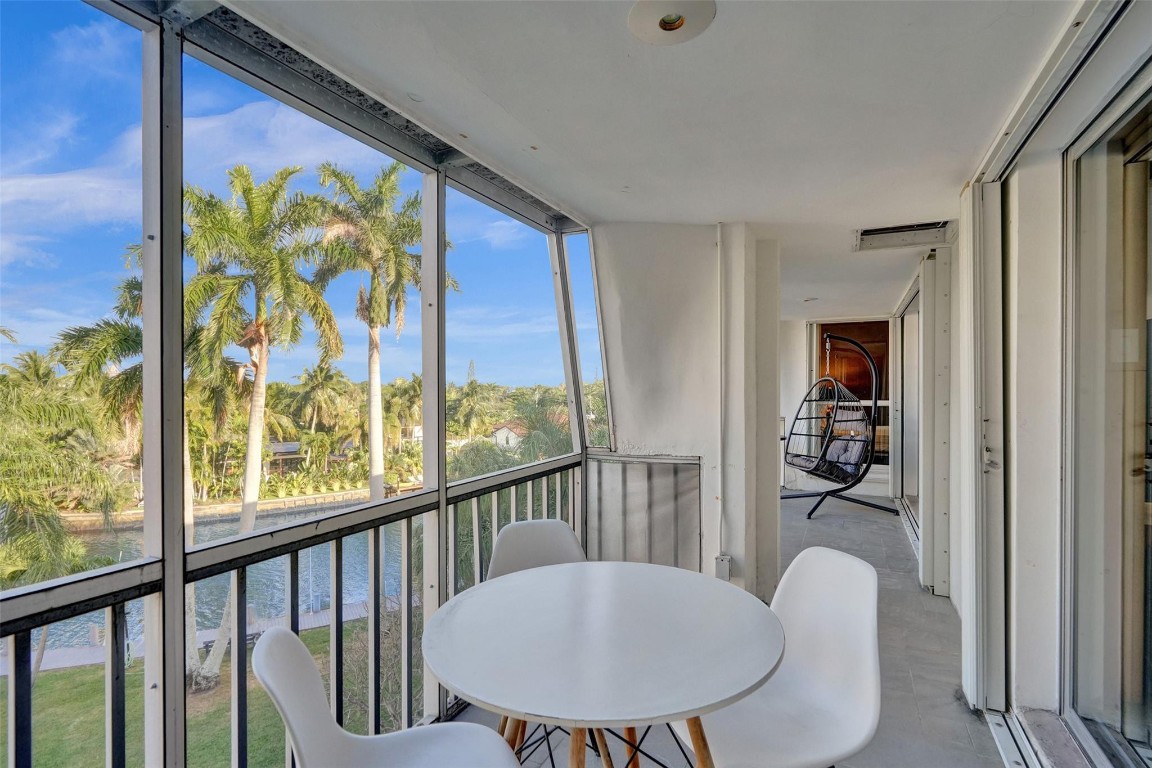 3000 NE 16th Ave D406