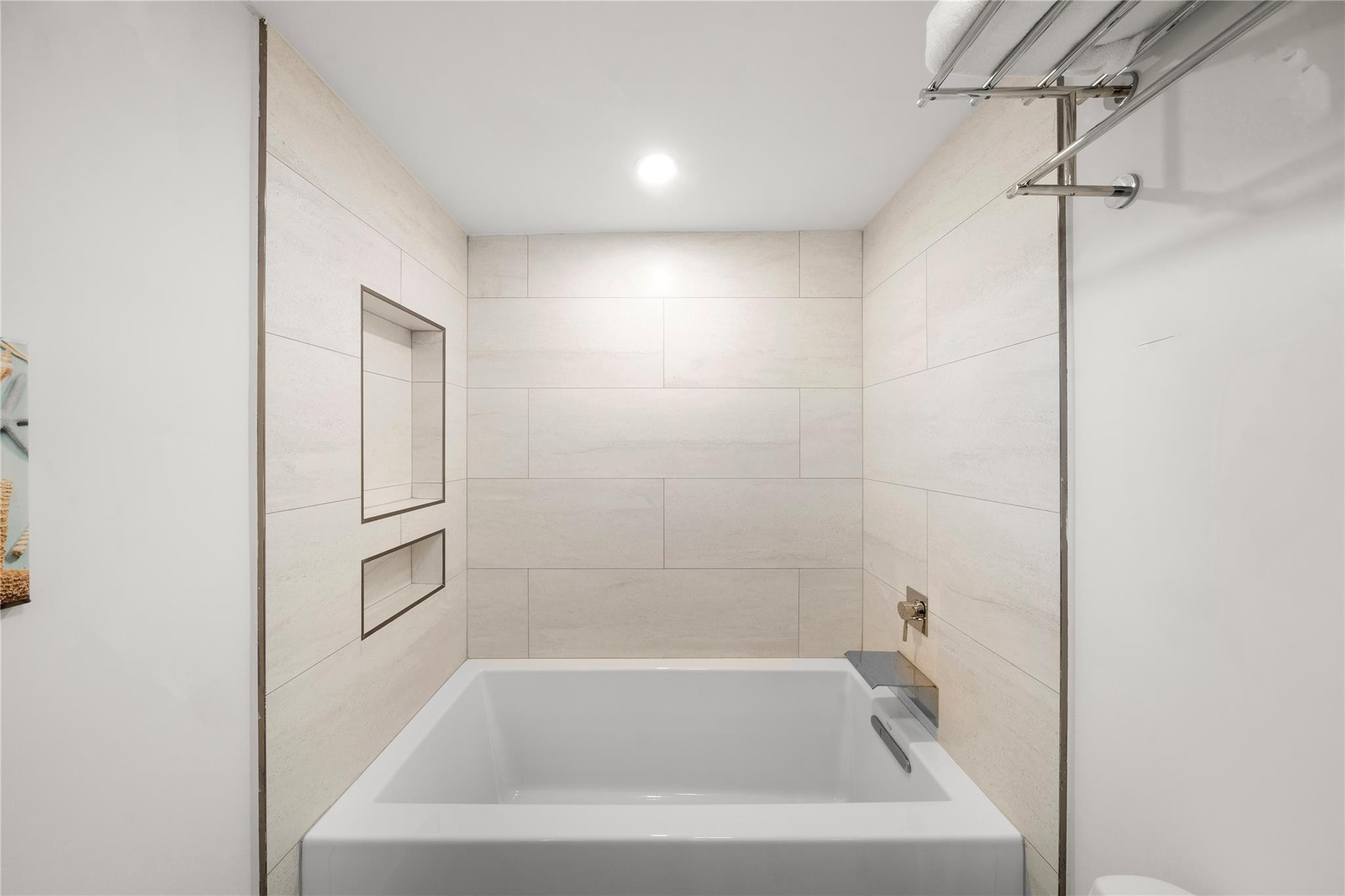 1201 S Ocean Dr 1607N