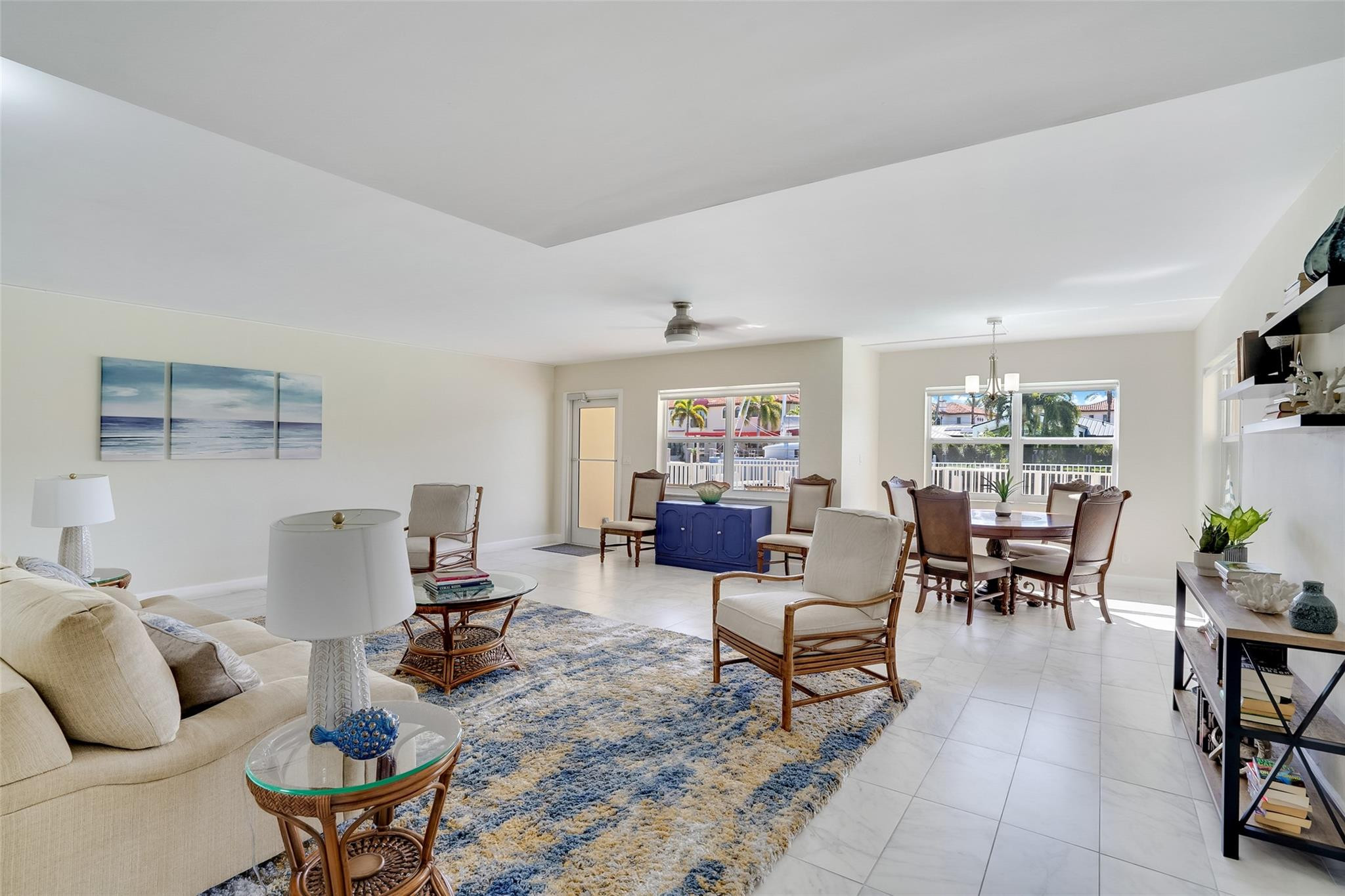 1332 Bayview Dr 203