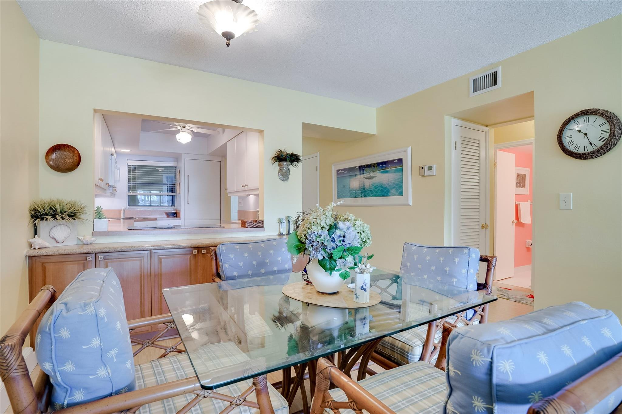 1332 Bayview Dr 203