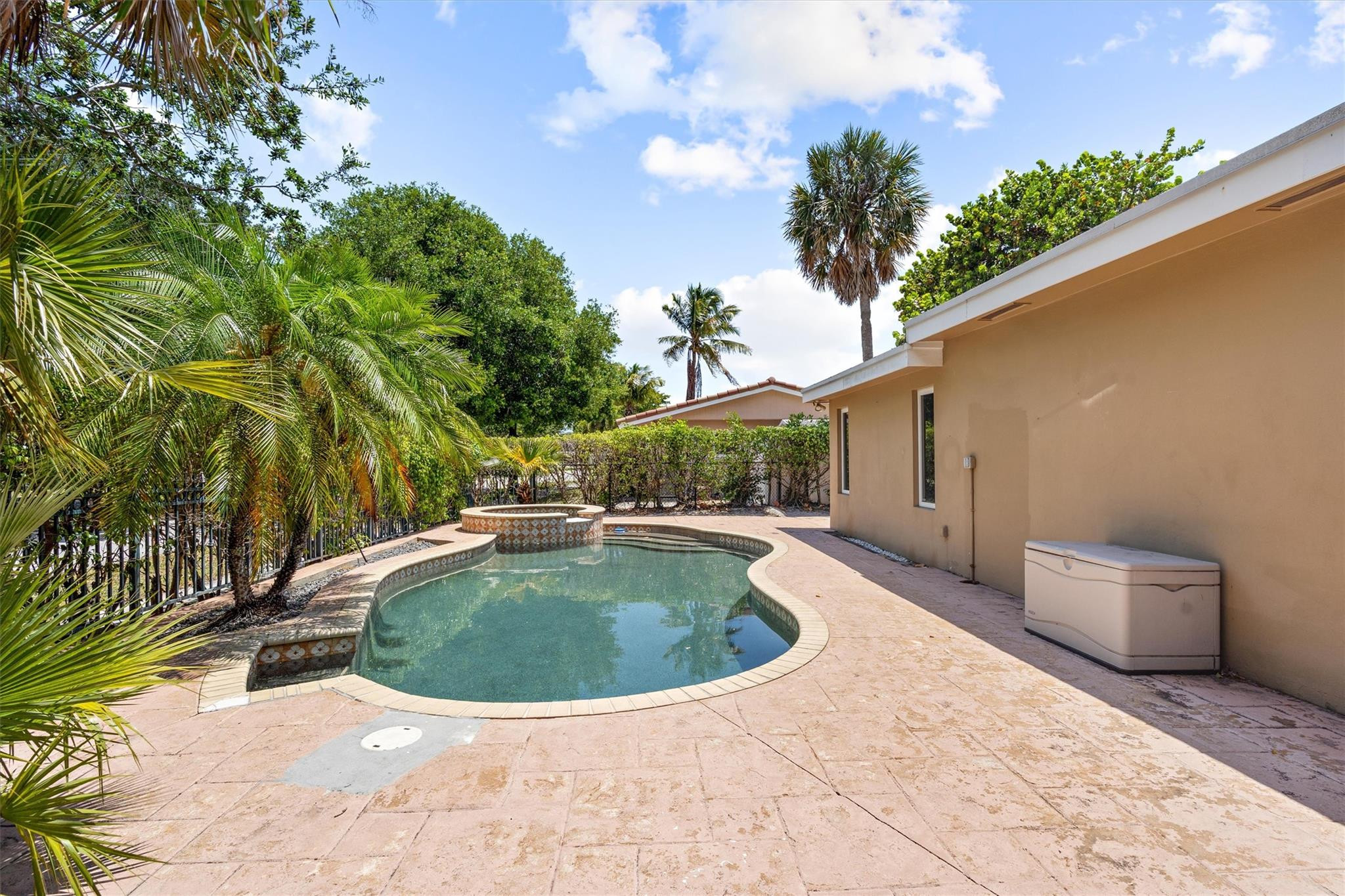 5930 NE 21st Drive, Fort Lauderdale