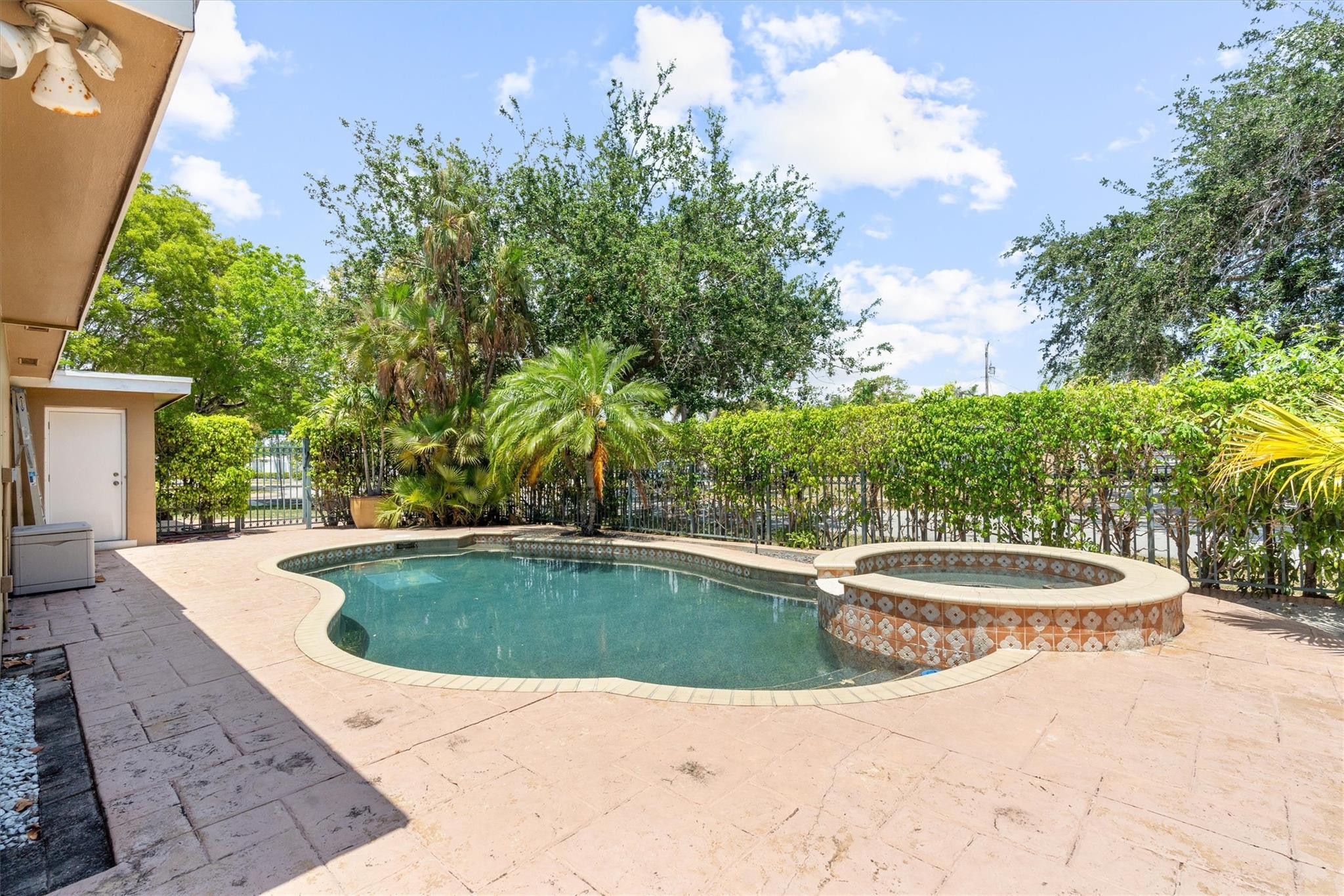 5930 NE 21st Drive, Fort Lauderdale