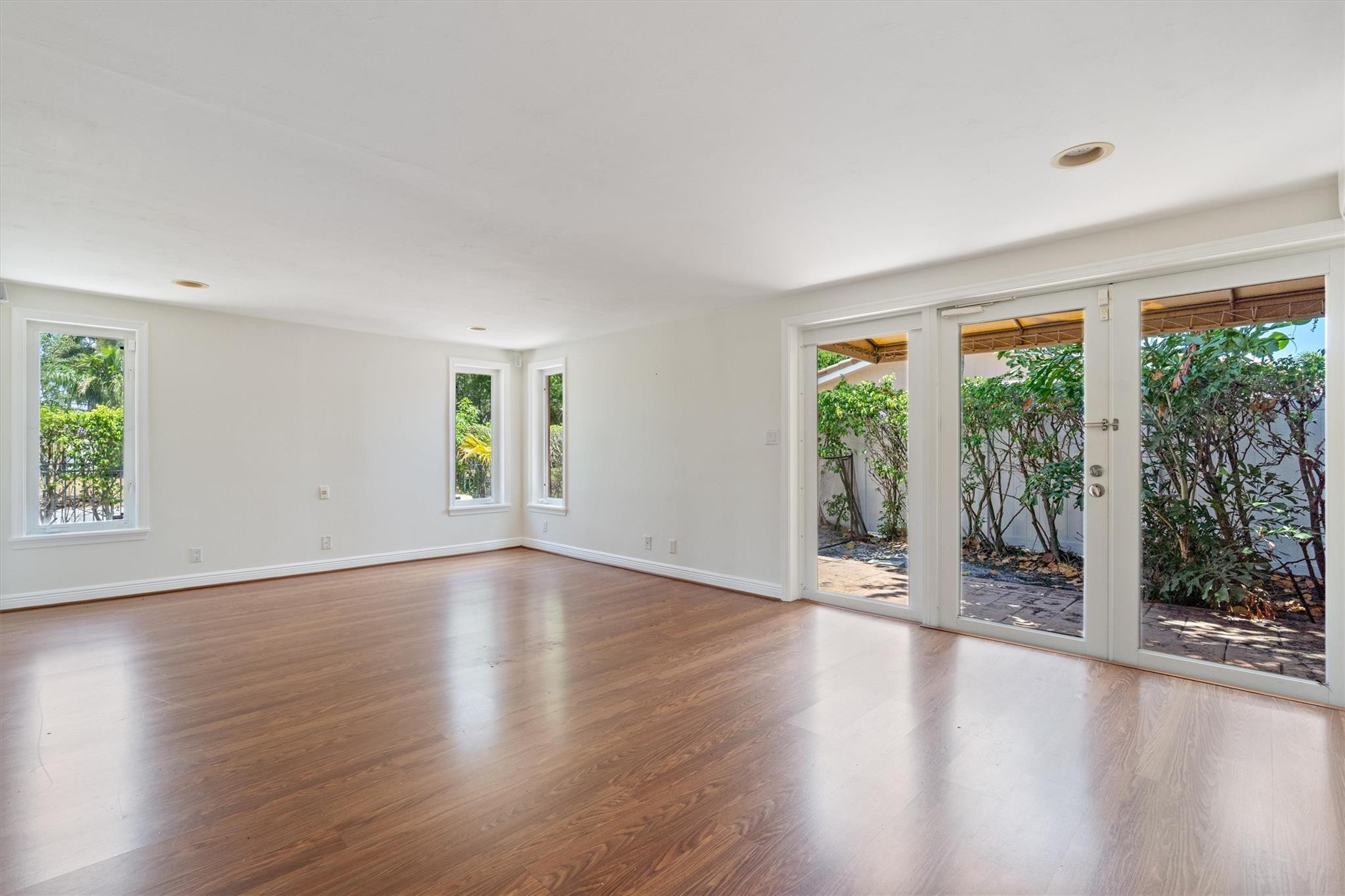 5930 NE 21st Drive, Fort Lauderdale