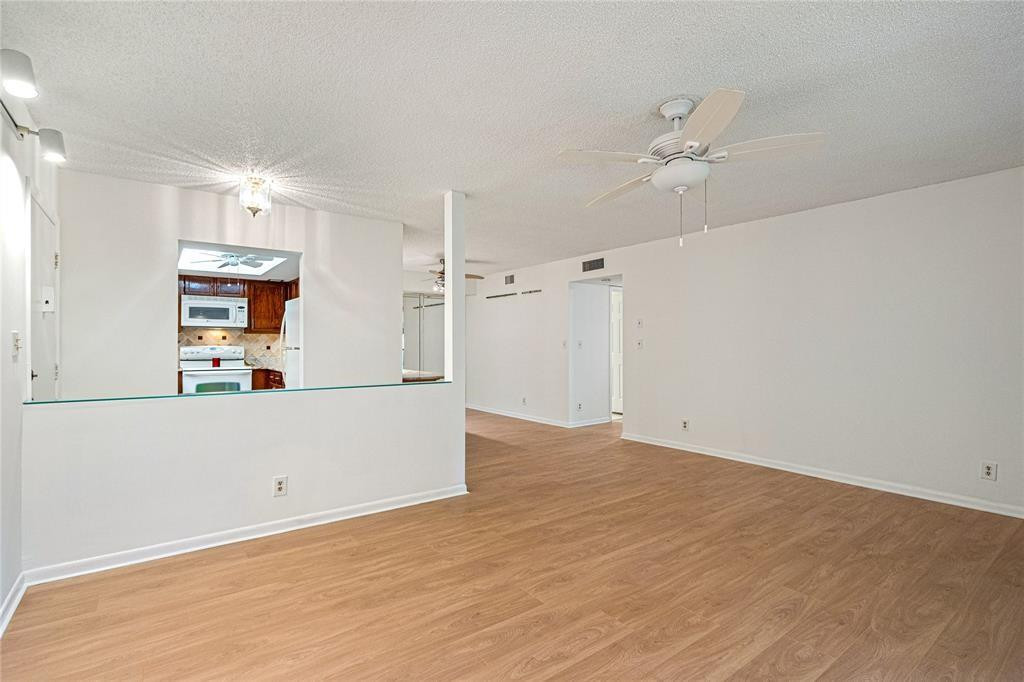 147 Deer Creek Blvd 407