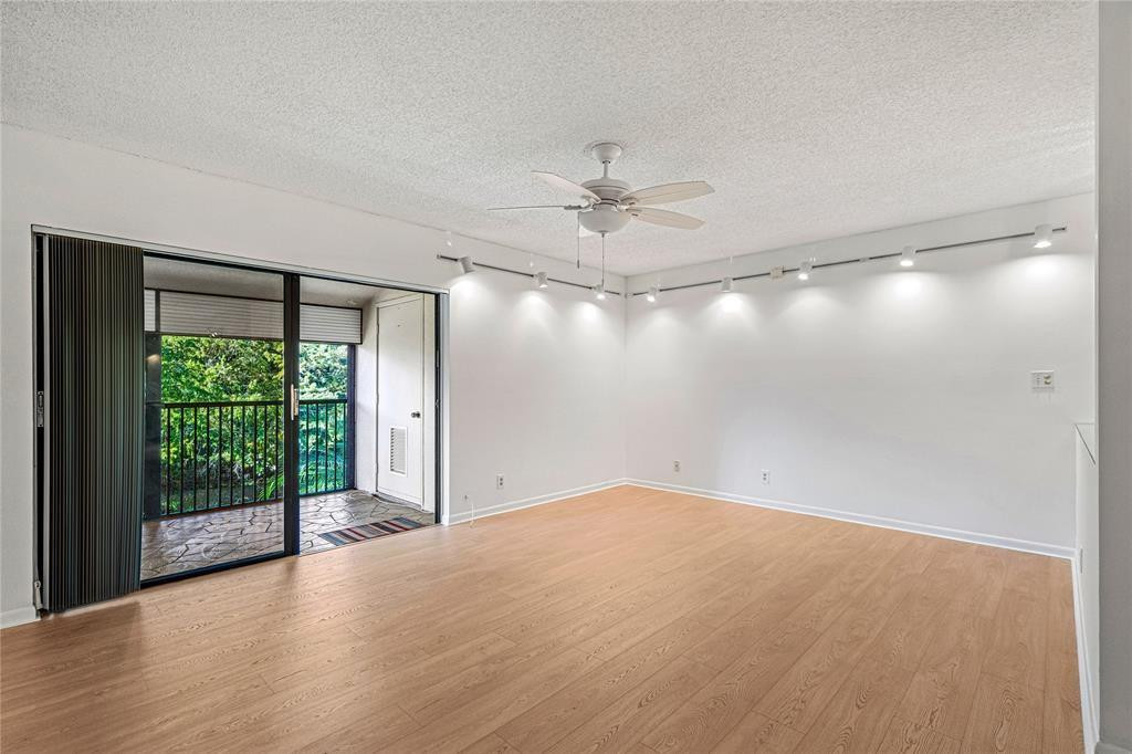 147 Deer Creek Blvd 407