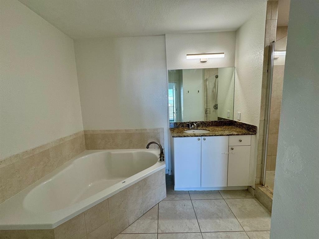 1830 Radius Dr 1304