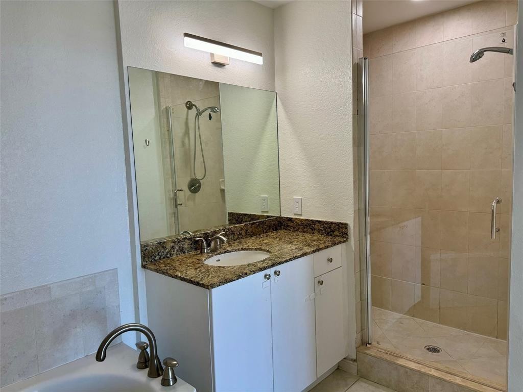 1830 Radius Dr 1304