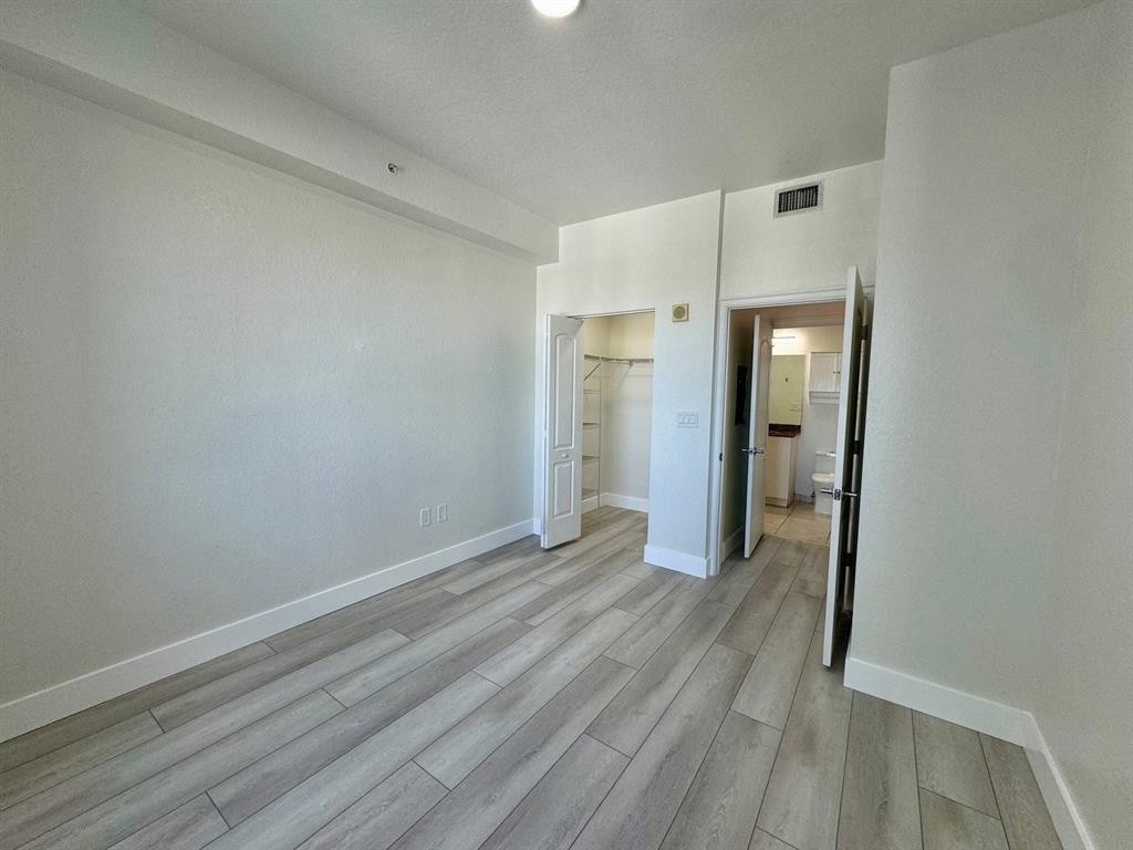 1830 Radius Dr 1304