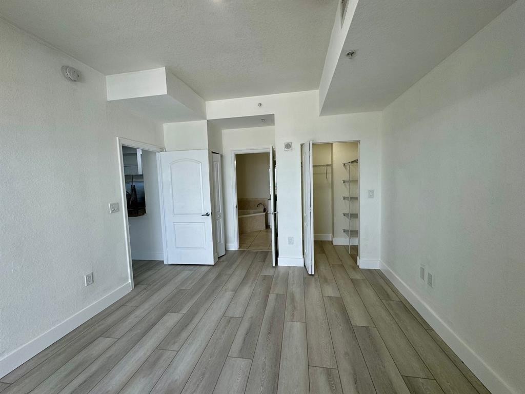 1830 Radius Dr 1304