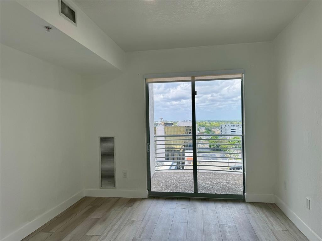 1830 Radius Dr 1304