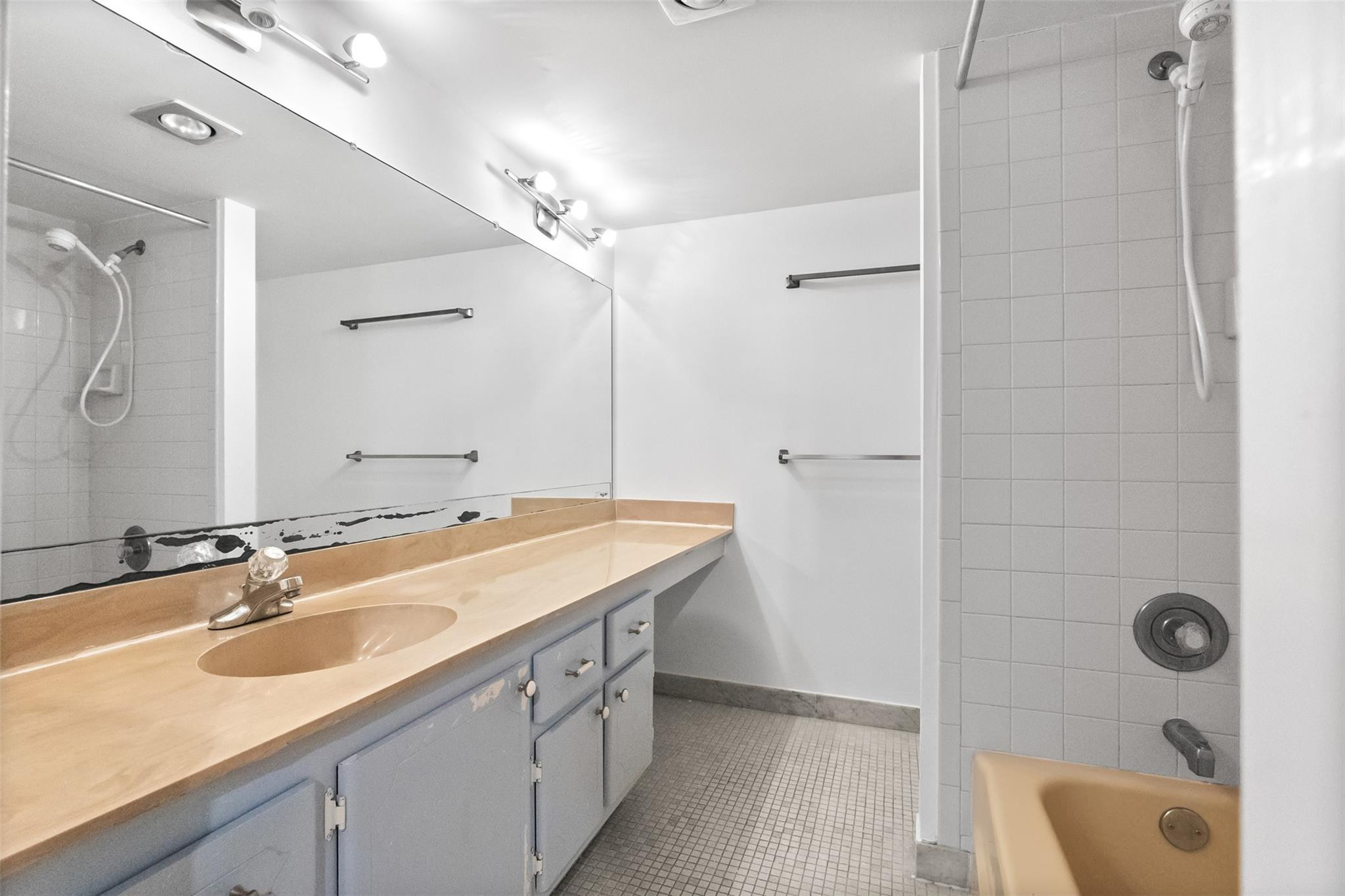 2200 NE 33rd Avenue 7D, Fort Lauderdale Unit: 7D