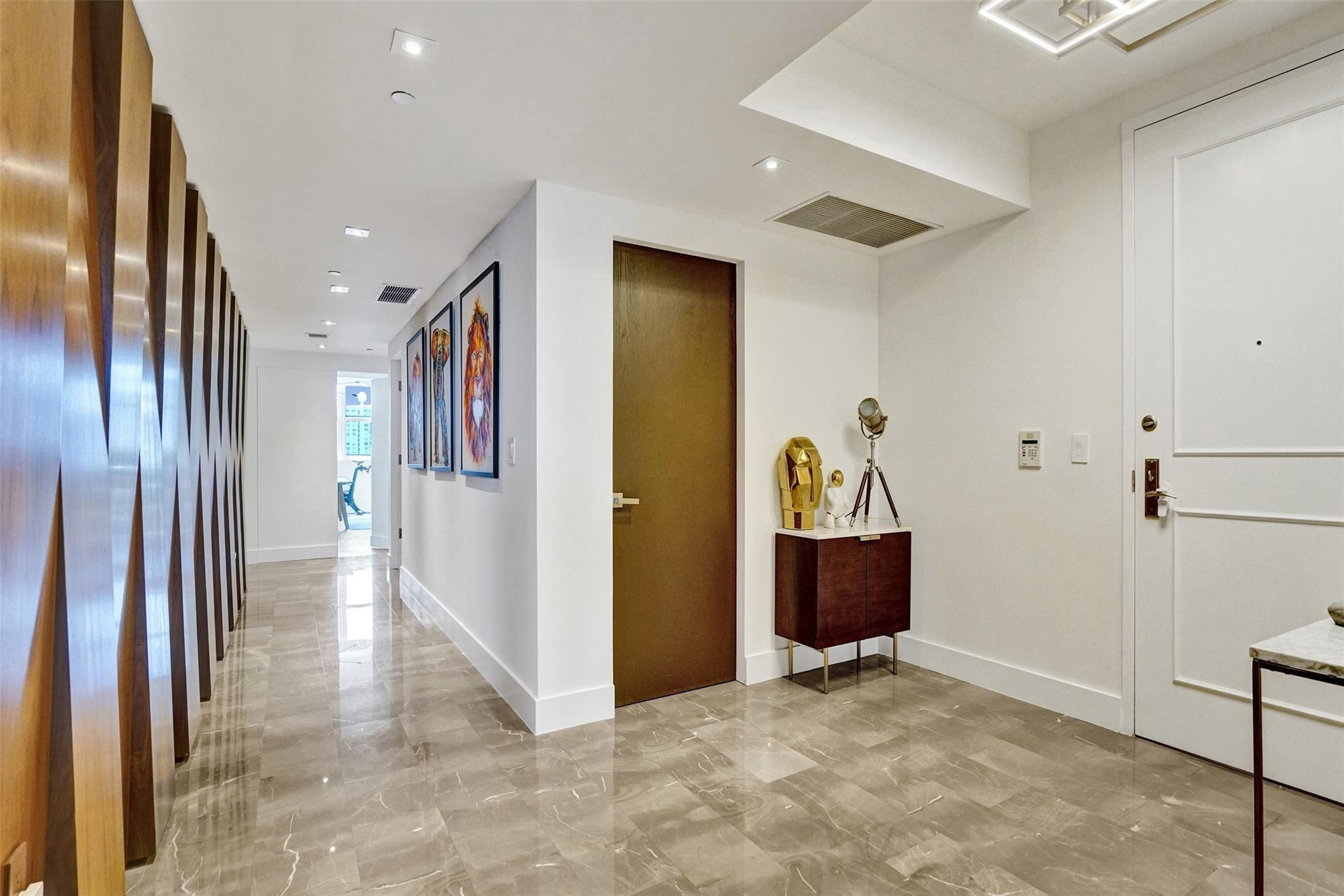 3301 NE 183rd St 1106