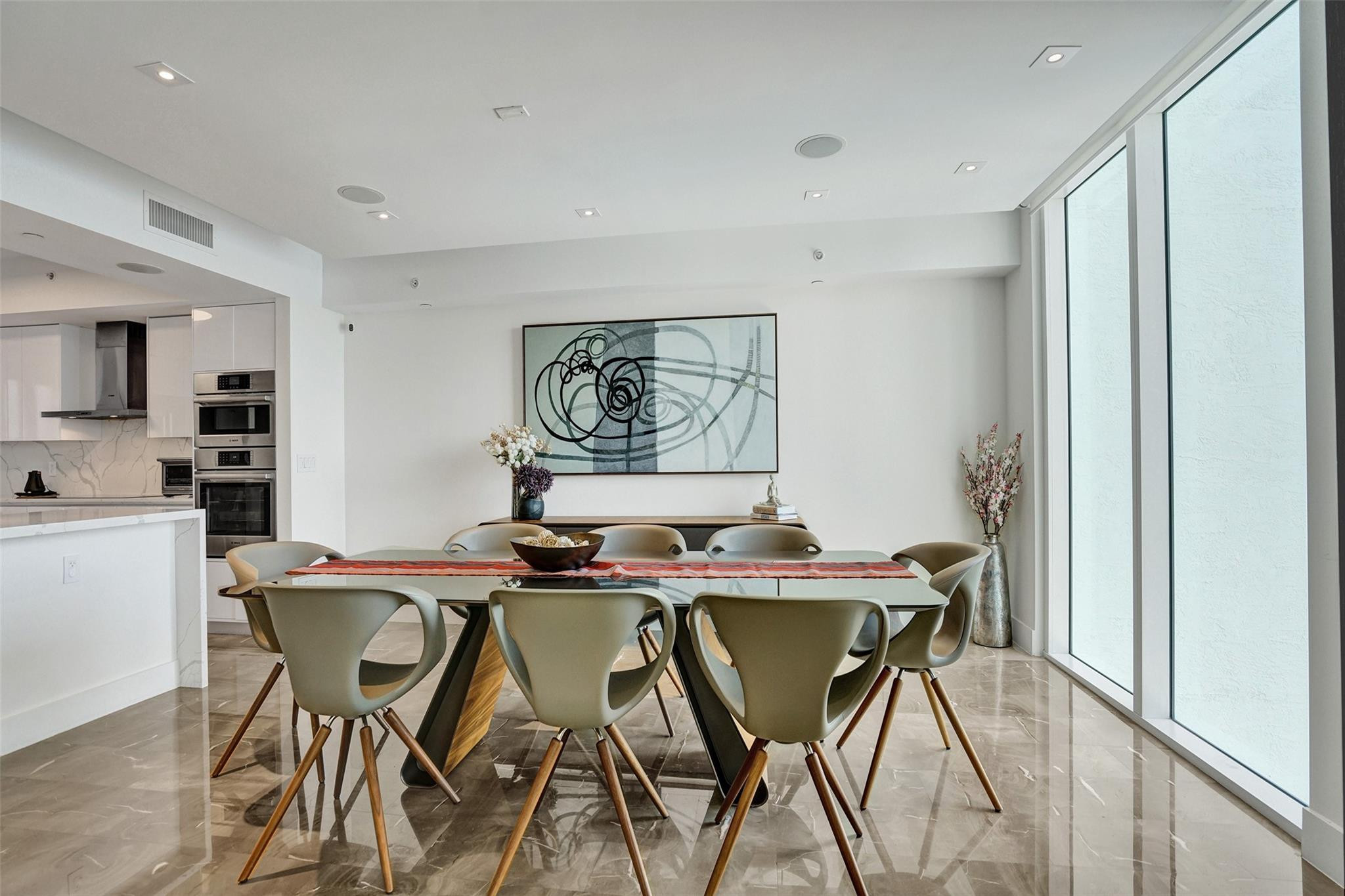 3301 NE 183rd St 1106