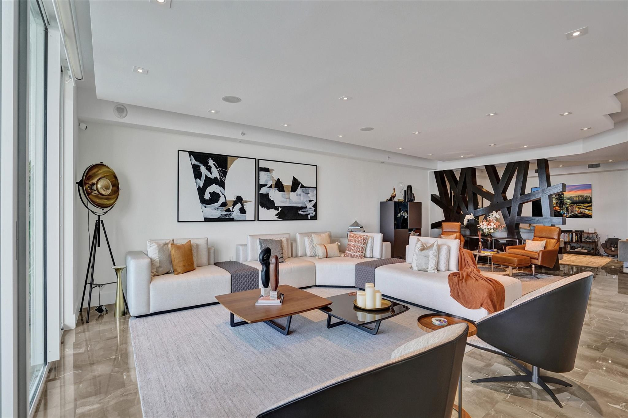 3301 NE 183rd St 1106