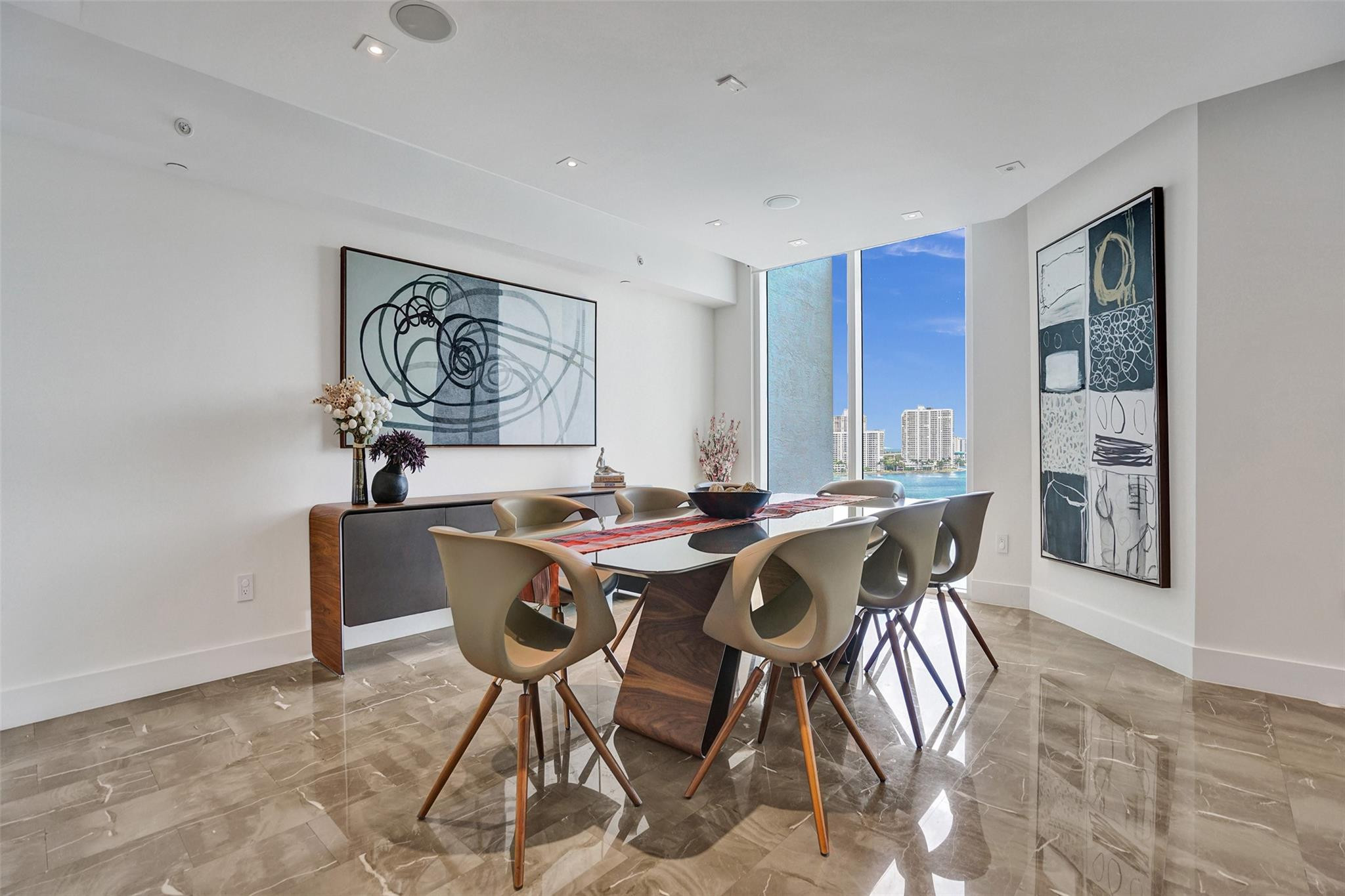 3301 NE 183rd St 1106