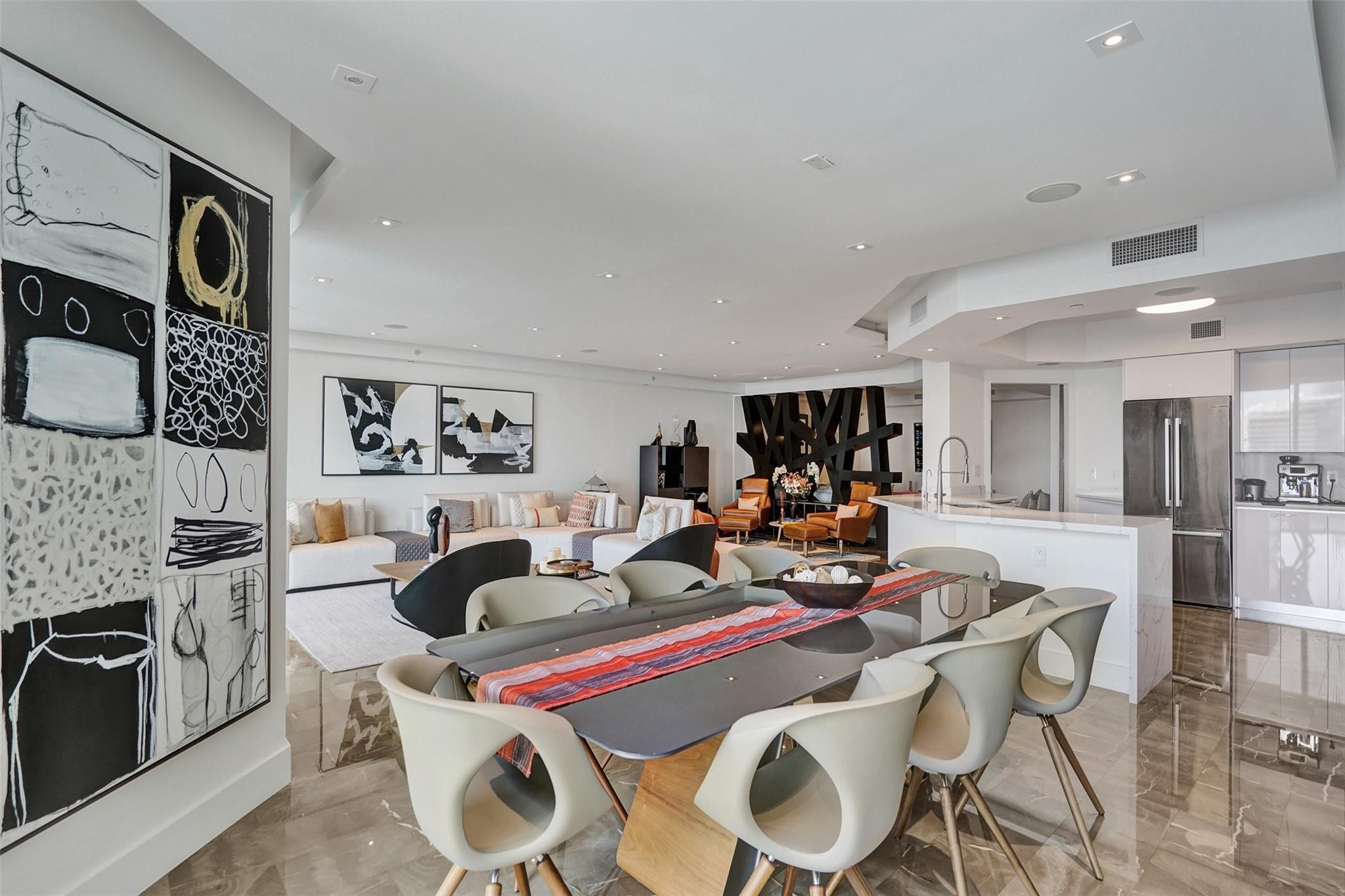 3301 NE 183rd St 1106