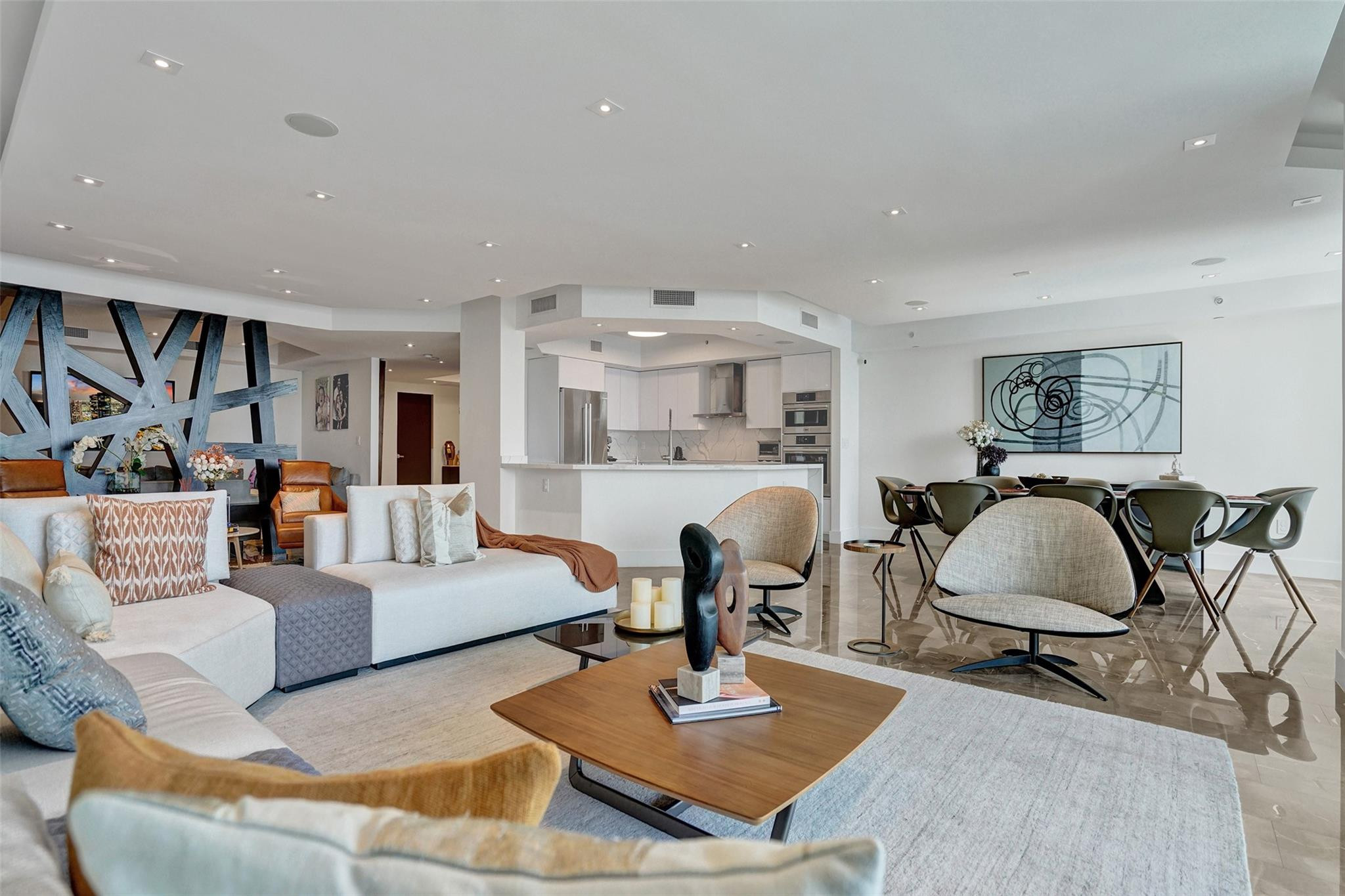 3301 NE 183rd St 1106