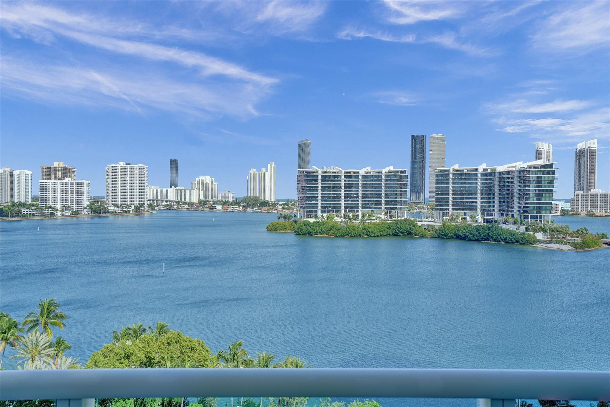 3301 NE 183rd St 1106