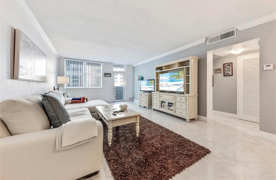 4250 Galt Ocean Drive 4R