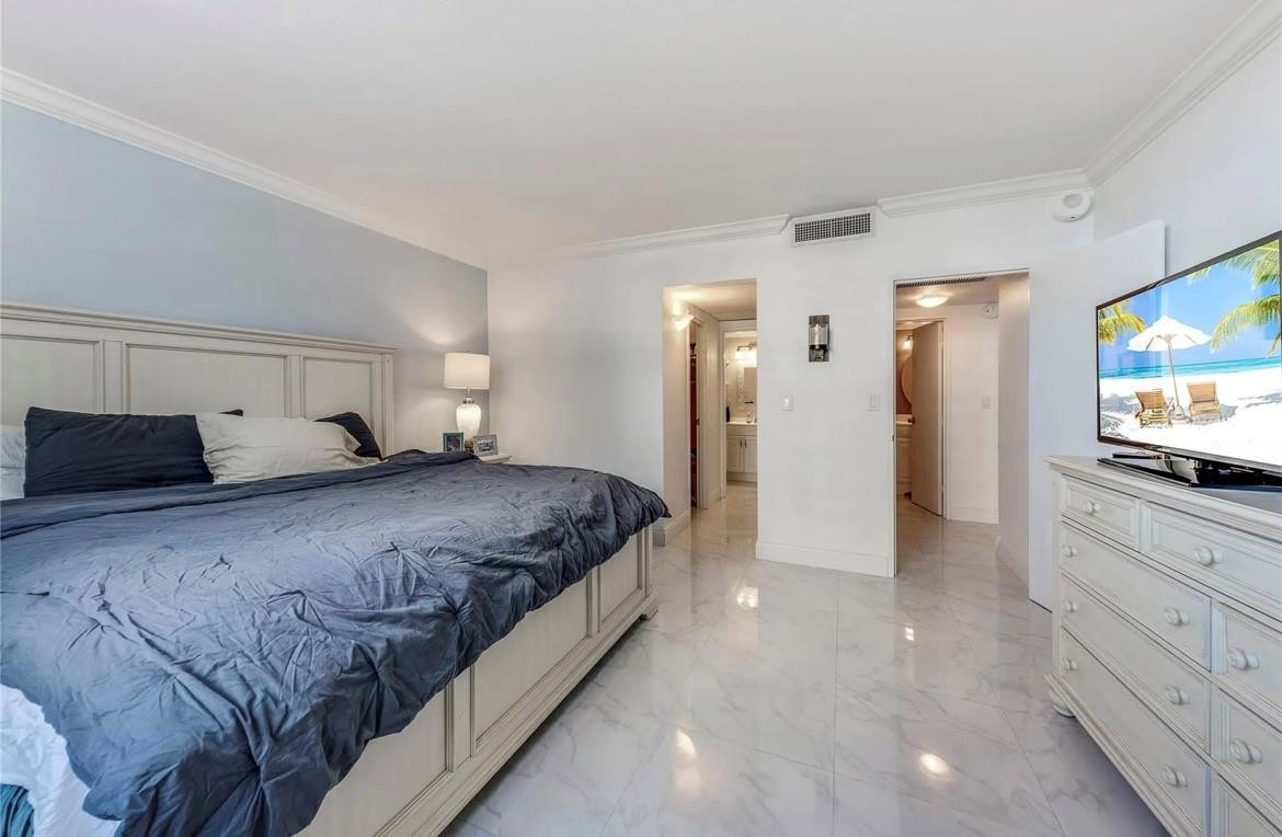 4250 Galt Ocean Drive 4R