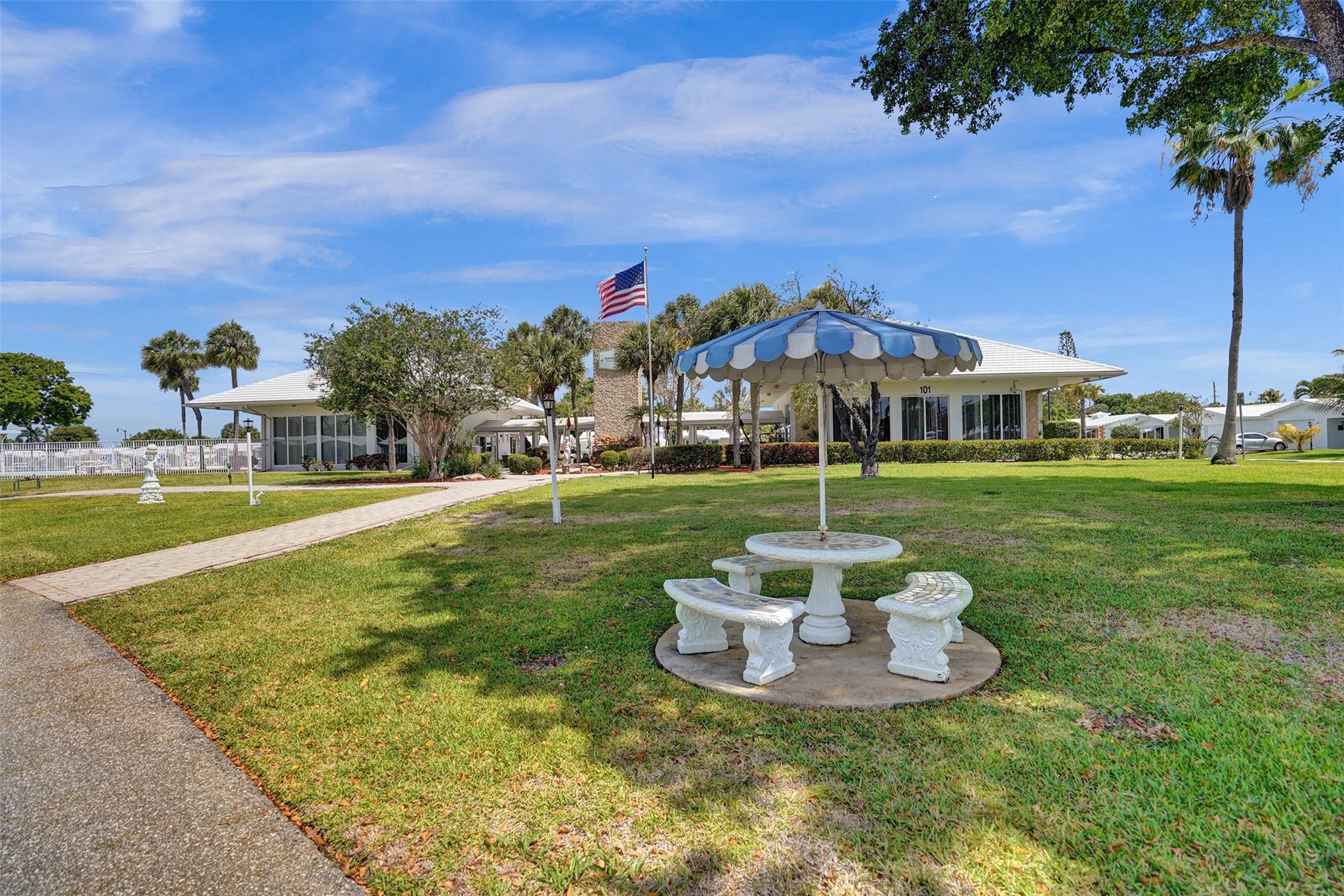 2510 NW 1st Ave