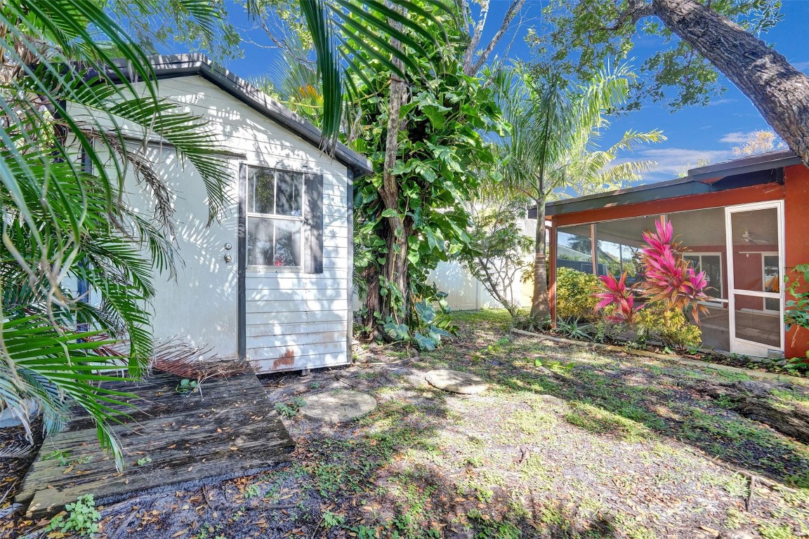 1061-1081 NE 26th Ave #1-2