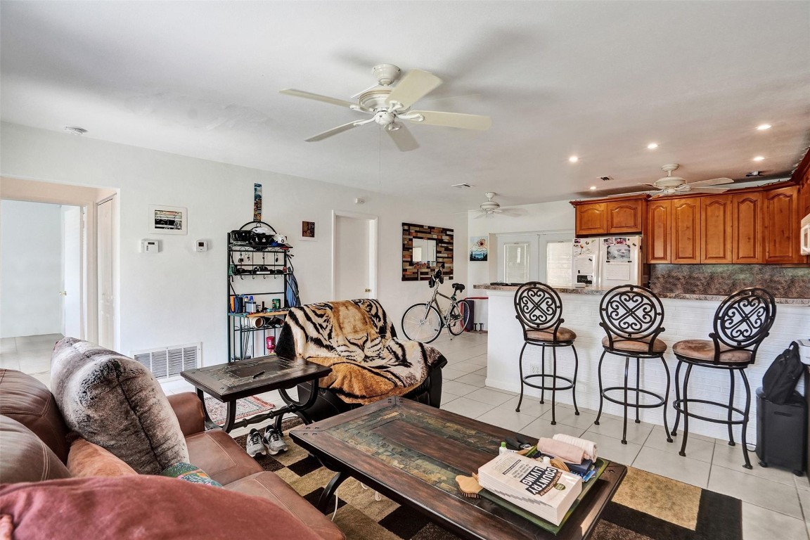 1061-1081 NE 26th Ave #1-2