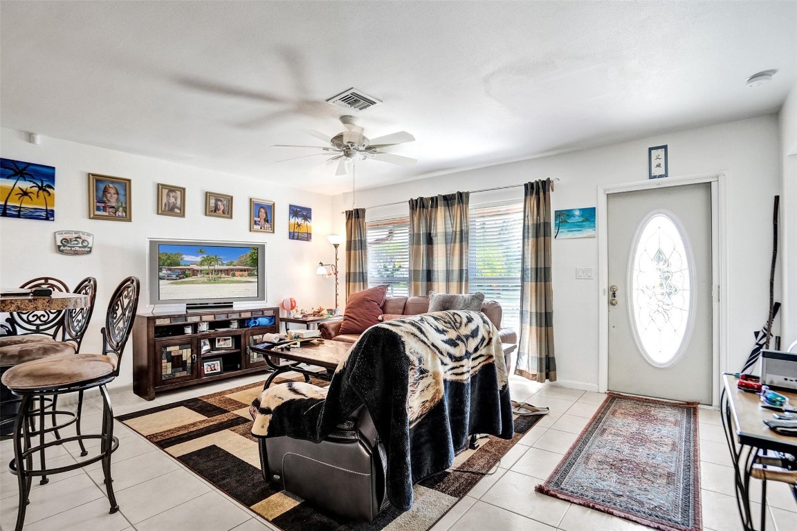 1061-1081 NE 26th Ave #1-2