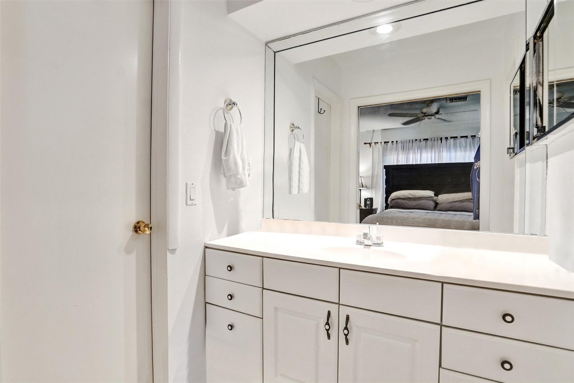 1061-1081 NE 26th Ave #1-2