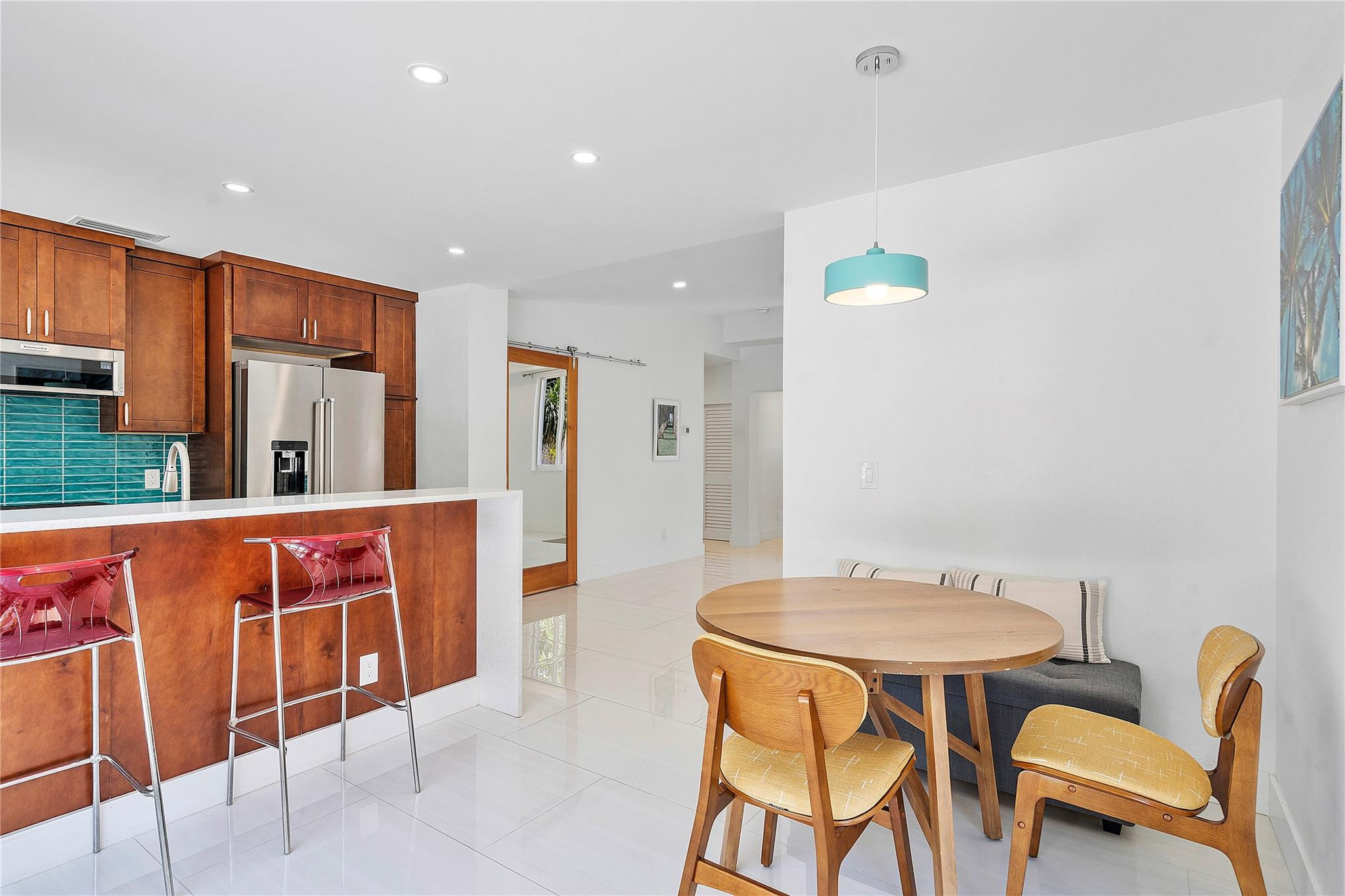 605 N Victoria Park Rd